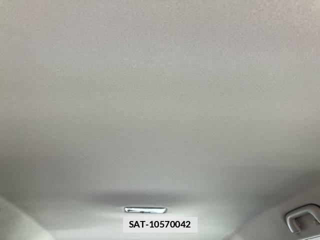Toyota RACTIS 2011-09 7788520-12