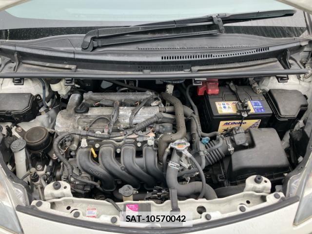 Toyota RACTIS 2011-09 7788520-14
