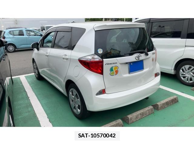 Toyota RACTIS 2011-09 7788520-2
