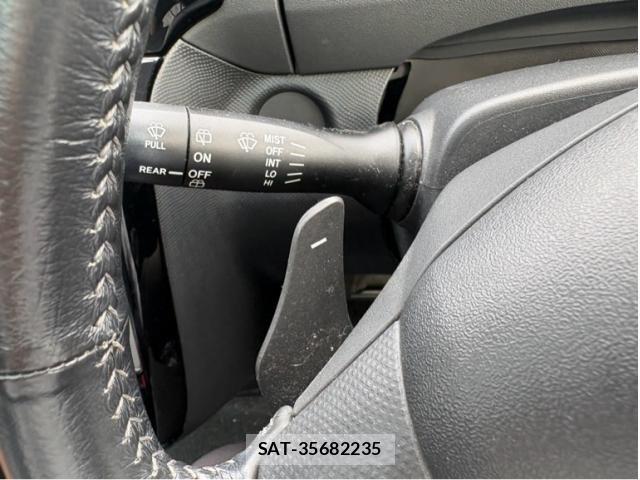 Toyota RACTIS 2005-12 7788517-16