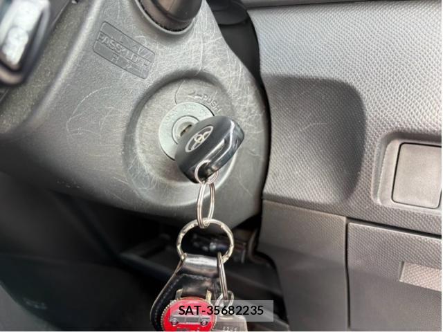 Toyota RACTIS 2005-12 7788517-19