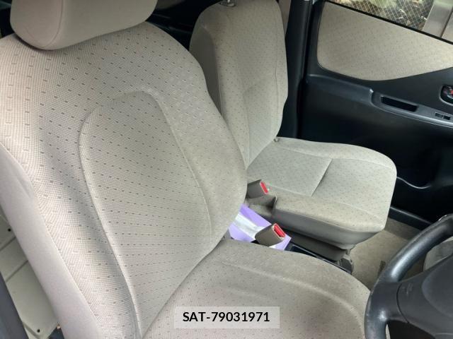 Toyota RACTIS 2007-09 7788515-13