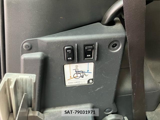 Toyota RACTIS 2007-09 7788515-15