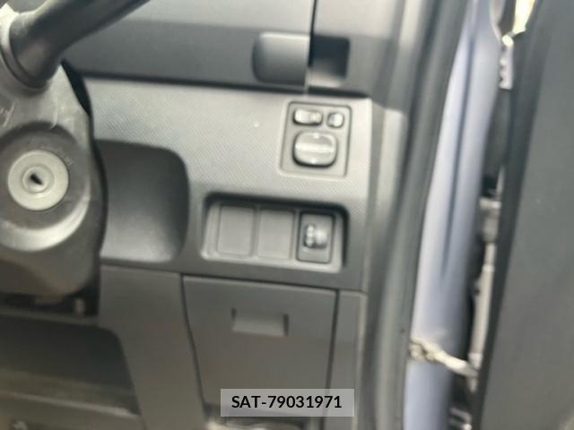 Toyota RACTIS 2007-09 7788515-18