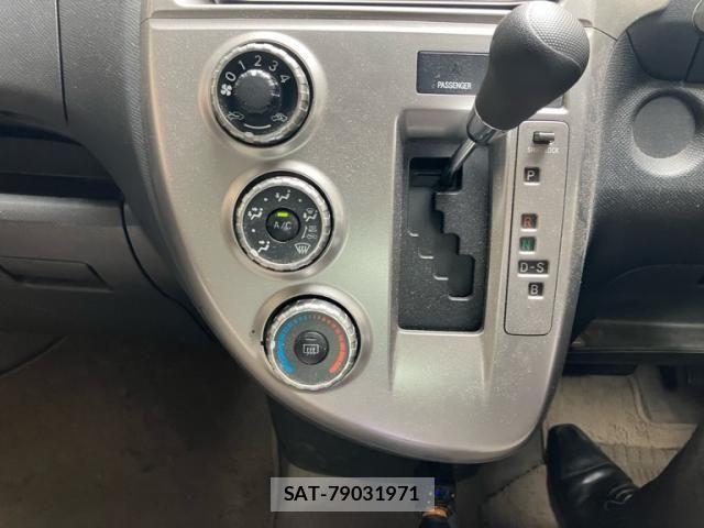 Toyota RACTIS 2007-09 7788515-20
