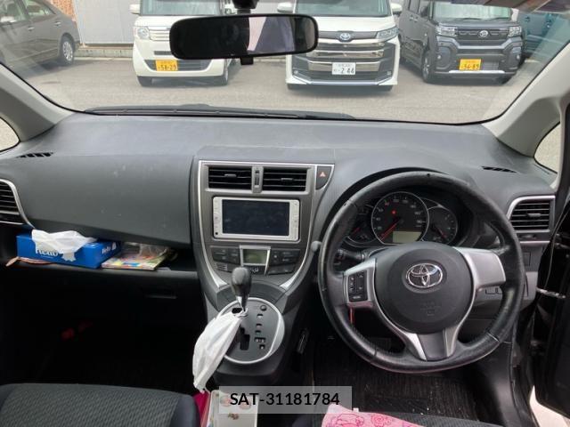 Toyota RACTIS 2012-08 7879032-9