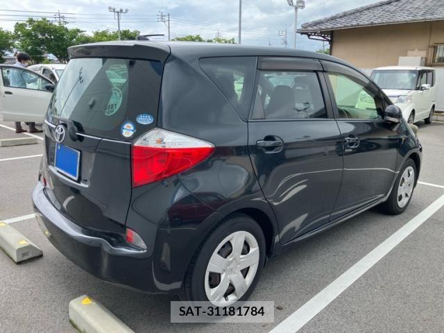Toyota RACTIS 2012-08 7879032-2