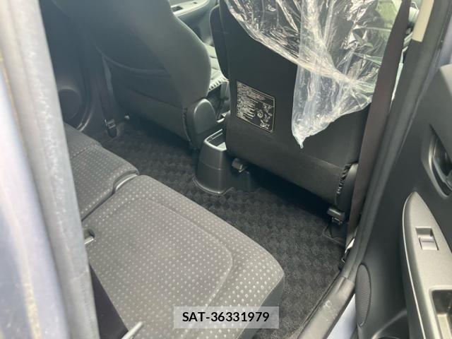 Toyota RACTIS 2008-09 7879033-15