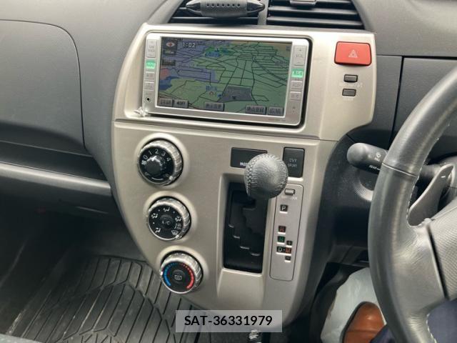Toyota RACTIS 2008-09 7879033-20
