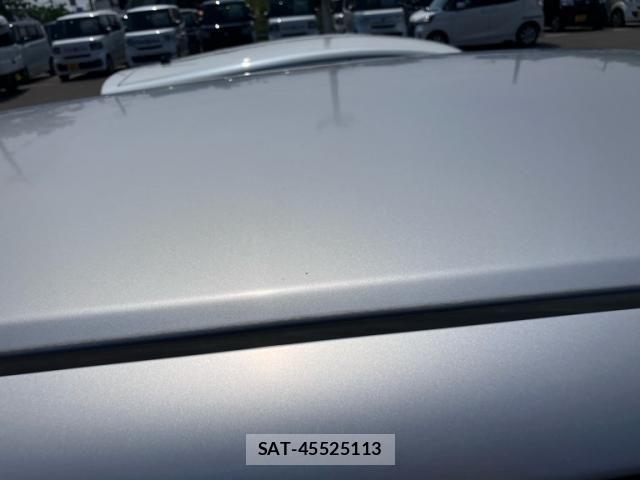 Toyota RACTIS 2009-03 7963408-9