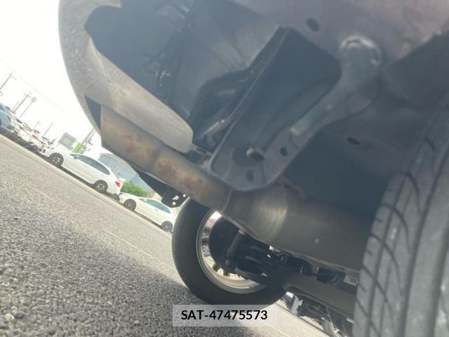 Toyota RACTIS 2012-07 7963407-11