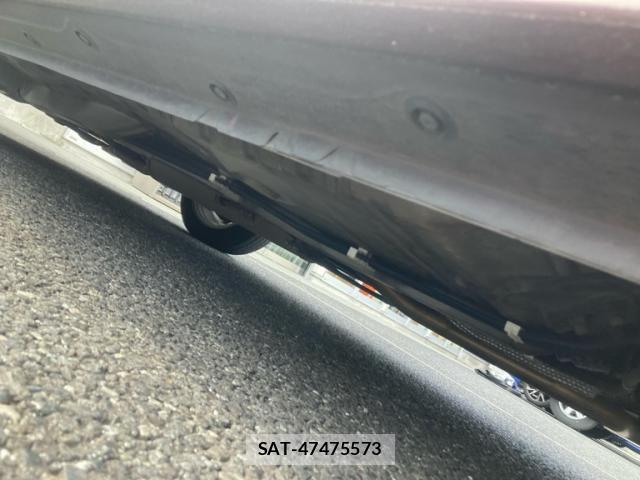 Toyota RACTIS 2012-07 7963407-12