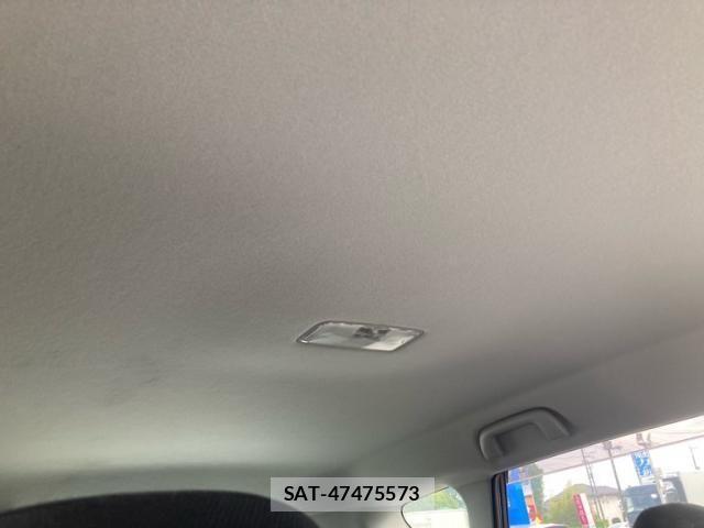 Toyota RACTIS 2012-07 7963407-24