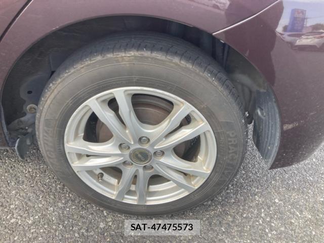 Toyota RACTIS 2012-07 7963407-8