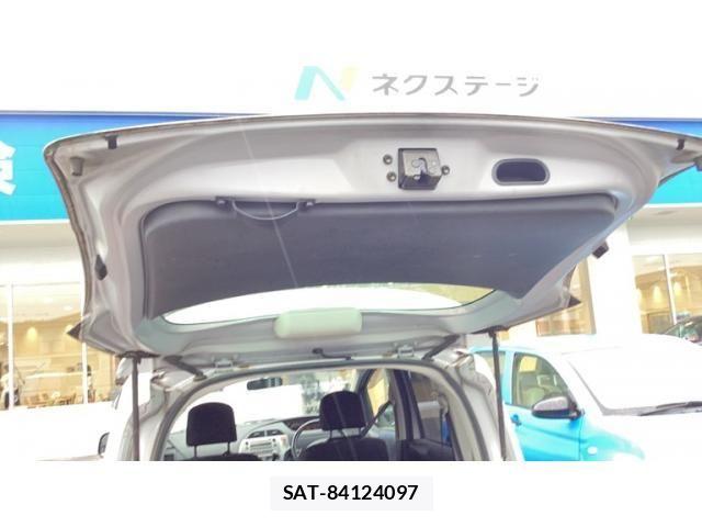 Toyota RACTIS 2006-03 7963409-8