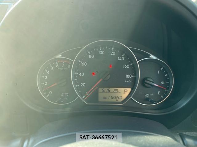 Toyota RACTIS 2012-03 7980739-18