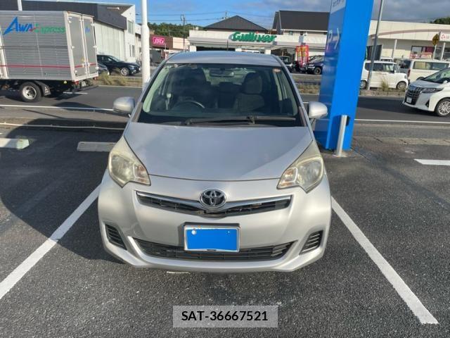 Toyota RACTIS 2012-03 7980739-1