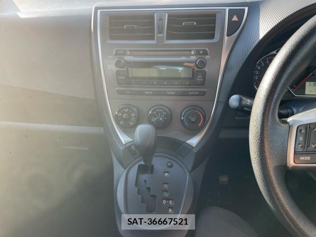 Toyota RACTIS 2012-03 7980739-19