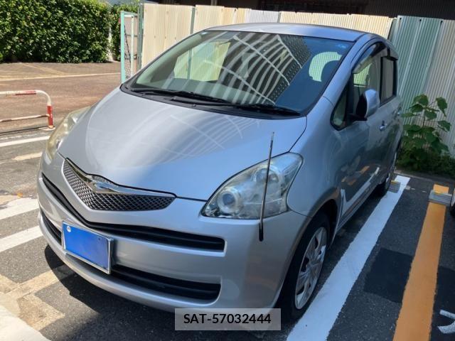 Toyota RACTIS 2010-04 7980741-0