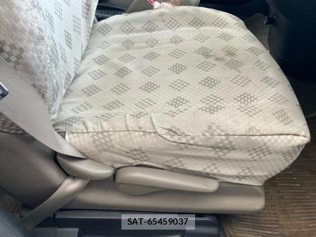 Toyota RACTIS 2006-04 7980740-13