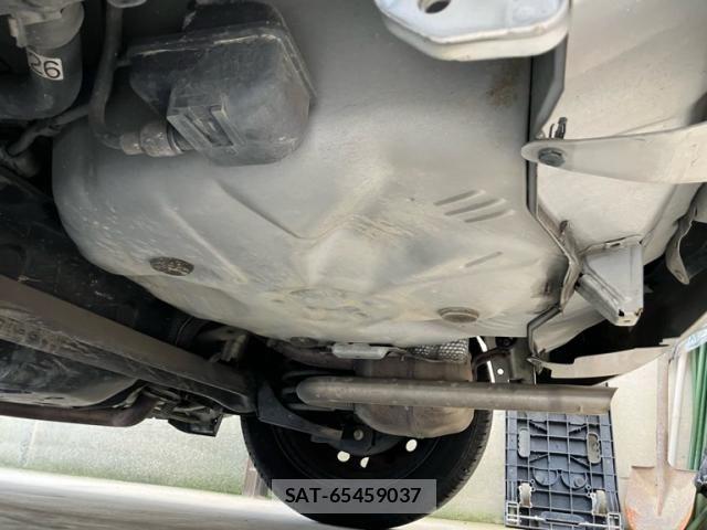 Toyota RACTIS 2006-04 7980740-5
