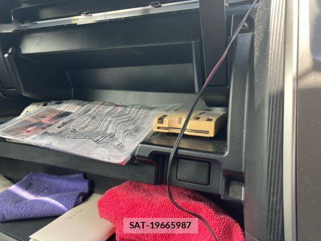 Toyota RACTIS 2011-11 7980738-24
