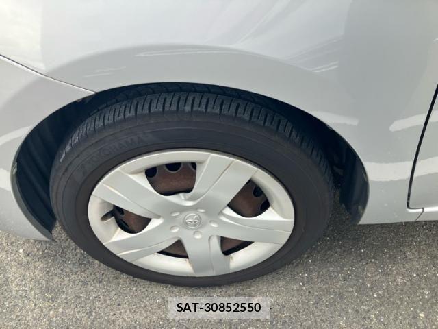 Toyota RACTIS 2013-05 8037829-9
