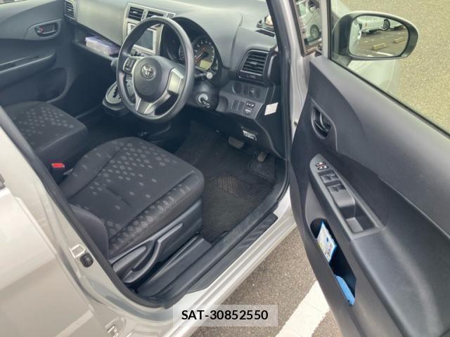 Toyota RACTIS 2013-05 8037829-20