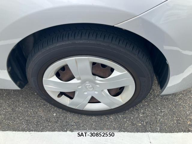 Toyota RACTIS 2013-05 8037829-6