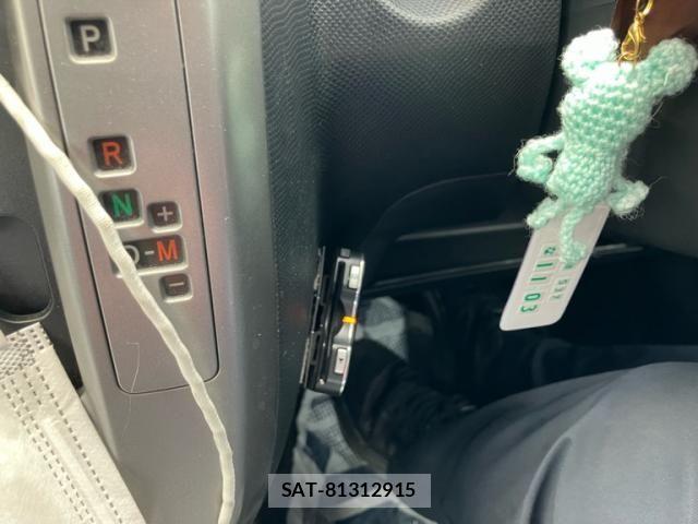 Toyota RACTIS 2005-11 8101447-26