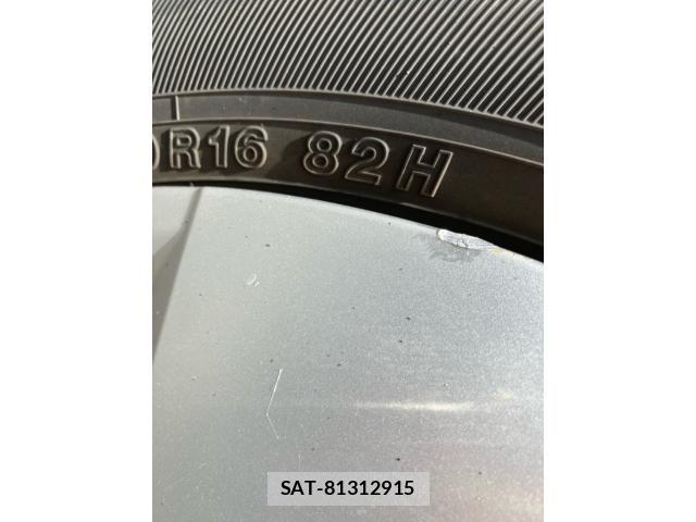 Toyota RACTIS 2005-11 8101447-8