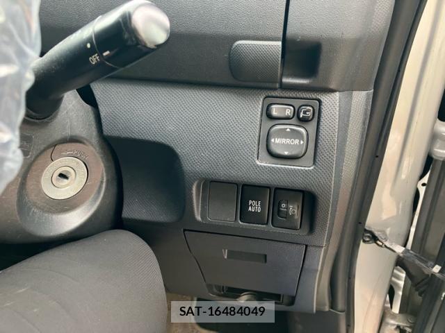 Toyota RACTIS 2008-07 8101446-15