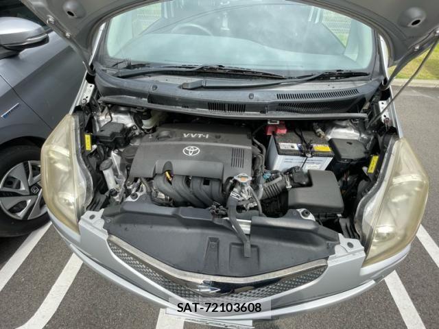 Toyota RACTIS 2010-07 8101444-12