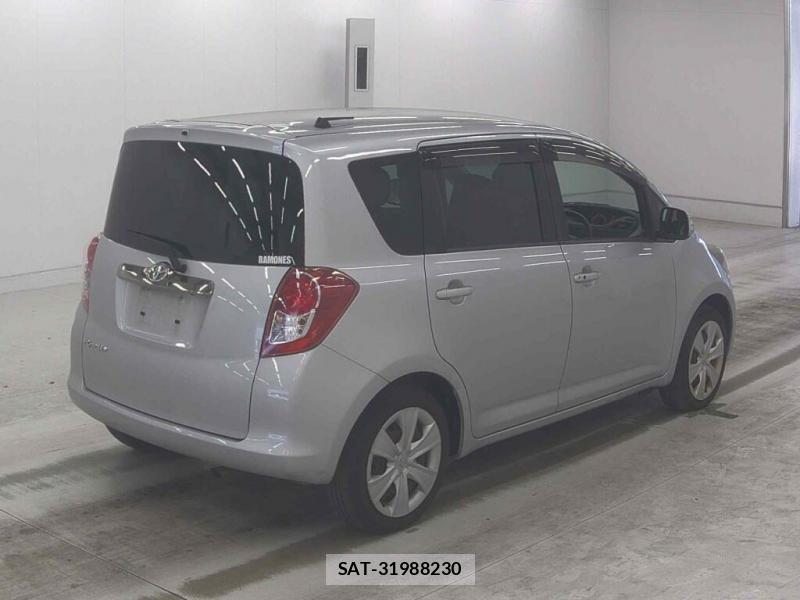 Toyota  2010-04 8112291-1