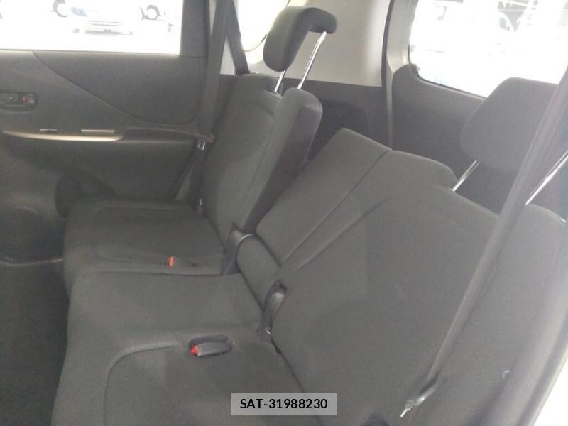 Toyota  2010-04 8112291-5