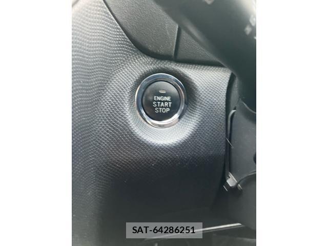 Toyota RACTIS 2006-05 8132016-15