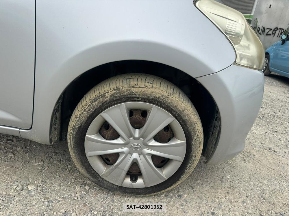 Toyota RACTIS 2009-09 7383195-30