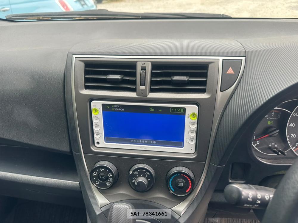 Toyota RACTIS 2011-10 7718208-18