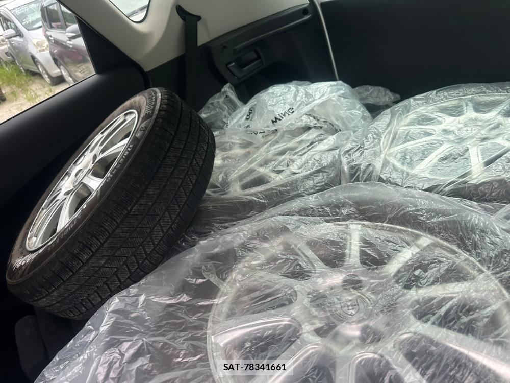 Toyota RACTIS 2011-10 7718208-24