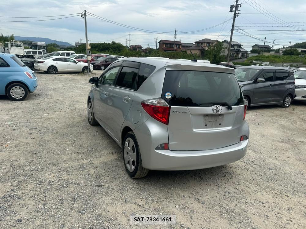 Toyota RACTIS 2011-10 7718208-2