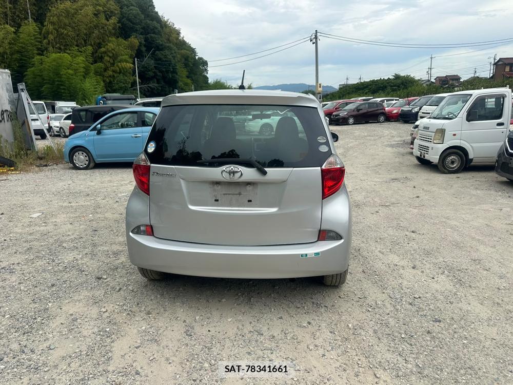Toyota RACTIS 2011-10 7718208-3