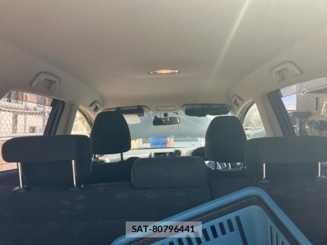 Toyota RACTIS 2014-12 8209722-10