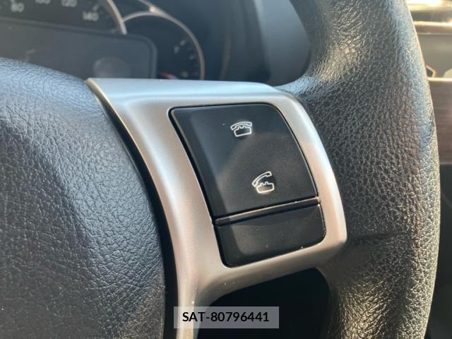 Toyota RACTIS 2014-12 8209722-13