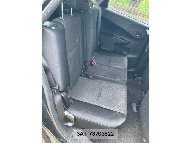 Toyota RACTIS 2012-06 8231448-14