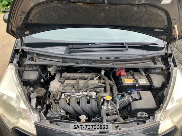 Toyota RACTIS 2012-06 8231448-16