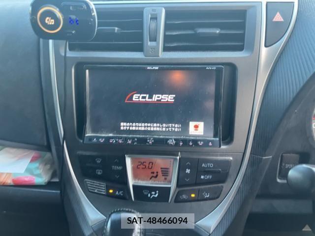 Toyota RACTIS 2011-10 8231451-14