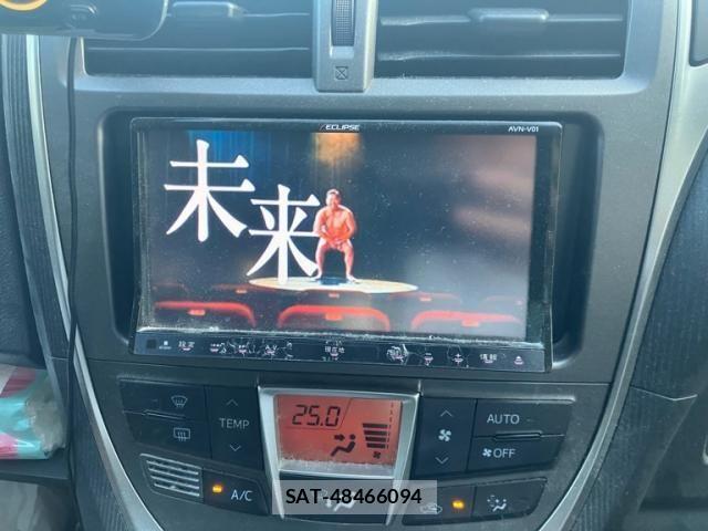 Toyota RACTIS 2011-10 8231451-17