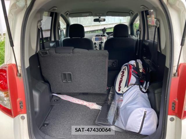Toyota RACTIS 2009-08 8231452-9