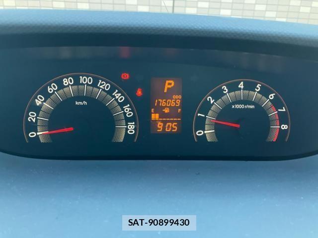 Toyota RACTIS 2005-11 8231453-13