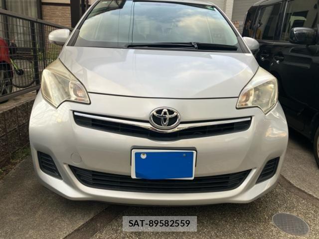 Toyota RACTIS 2013-11 8246434-0